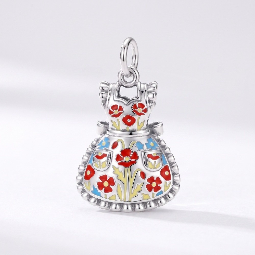قلادات كرتونية لطيفة من الفولا - مراجعة Jewelry Making London وسعره
